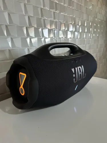 JBL Boombox 4
