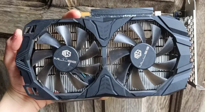 Placa de vídeo RX 580 8GB MILLSE