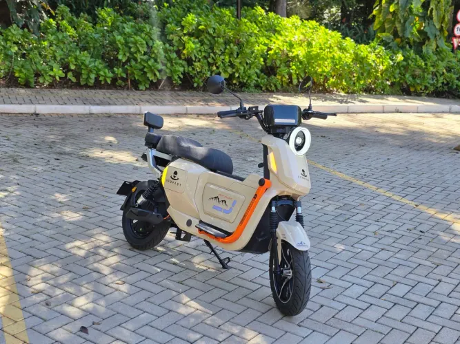 Moto Elétrica Ufofast 1000W Econômica, Sem CNH