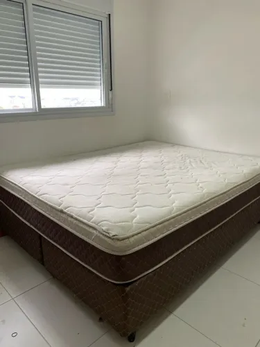 Cama queen
