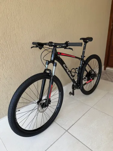 Oggi Big Wheel 7.0 CUES - Aro 29 - Quadro 19/L
