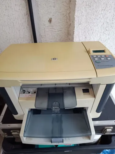Vendo Impressora Multifuncional Hp LaserJet M1120 MFP, funcionando. LEIA.