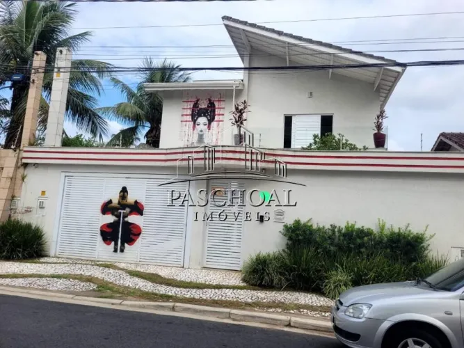 CASA 365M2 NO CANTO DO FORTE, PORTEIRA FECHADA, 4 SUITES, 4 VAGAS DE GARAGEM, PISCINA.