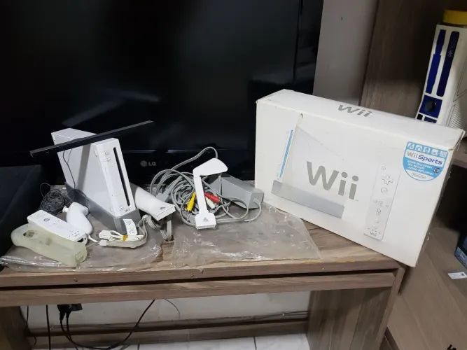 Nintendo wii com caixa