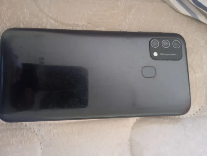M21S , está com display queimado. Da pra arruma mais não tenho interesse *