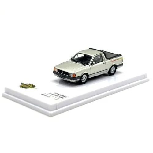 Miniatura Volkswagen Saveiro Summer (1996) - Prata - Series 11 - 1:64 - BR Classics