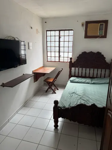 Alugo Casa Mobiliada Com Garagem para Moto