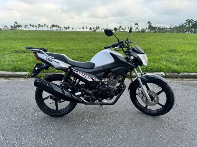 FACTOR YBR 150cc ED APENAS 5.000km Único dono