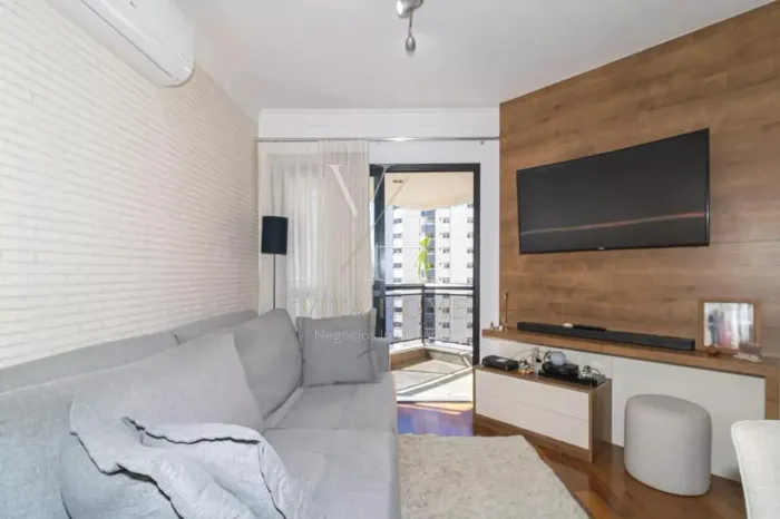 Apartamento para Venda em São Paulo, MOEMA, 2 dormitórios, 1 suíte, 2 banheiros, 1 vaga