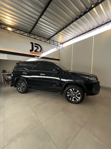Toyota Hilux SW4 Diamond 2.8 TB 4X4 Die. Aut. 2024