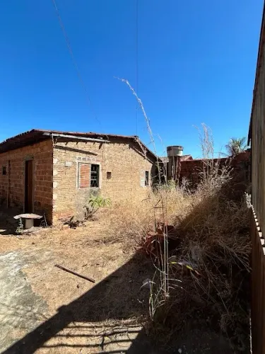Casa no Setor Vale do Sol em Taquaralto - R$ 100.000,00