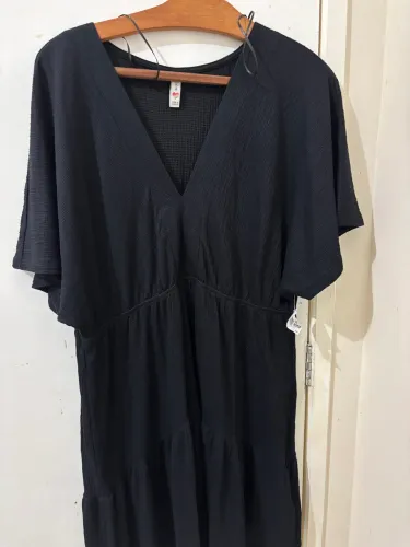 Vestido preto novo