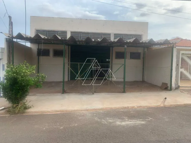 Barracão com 200 m² à venda na Zona Norte Marília/SP