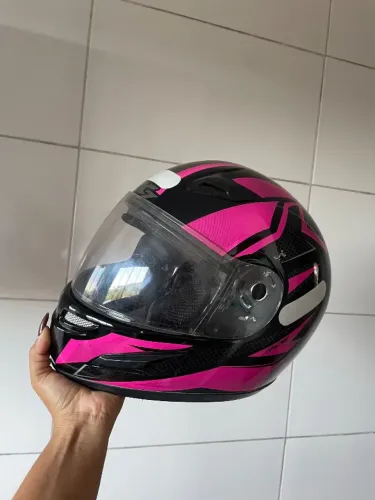 Capacete
