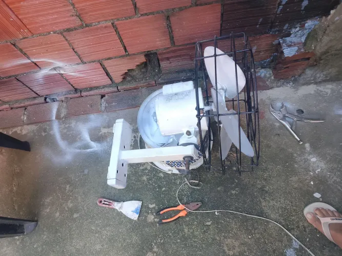 Ventilador Max turbo no preço tenho 2 cada um é 250 só o motor novo é 780