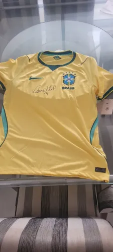 Camisa do Brasil Original Autografada pelo Ronaldo fenômeno-Nova