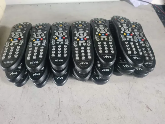 Um Lote com 10 Controle remoto vivo digital original