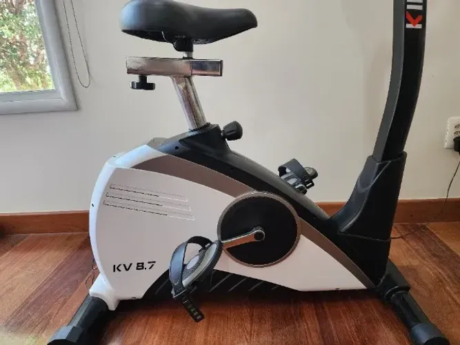 Bicicleta Ergométrica Kikos KV8.7i Magnética Bivolt