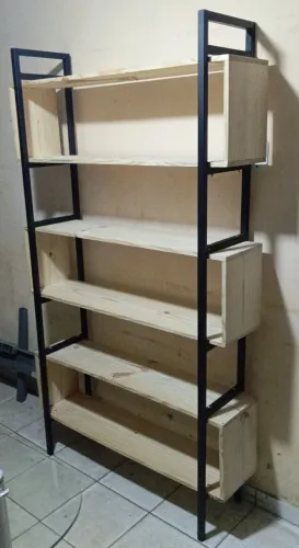 ESTANTE PARA ESCRITÓRIO/CASA/QUARTO EM AÇO E MADEIRA