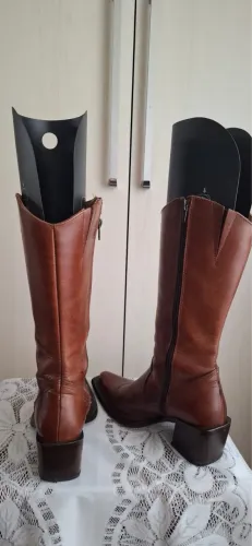 Bota couro importado