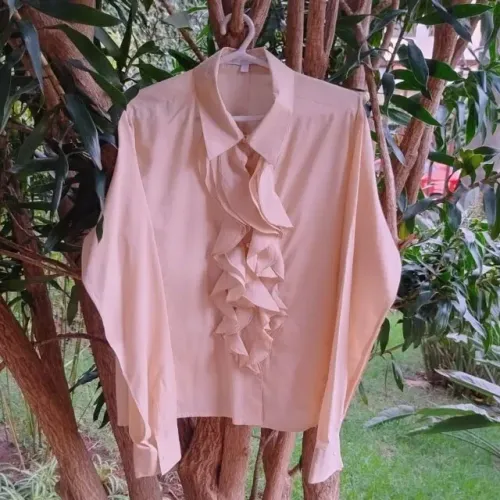 Camisa com Babados da Le Lis Blanc