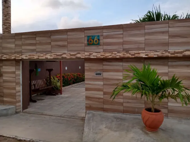 Alugo duas excelentes casas com piscinas para ( Eventos e Lazer ) em Conceição Paulista .