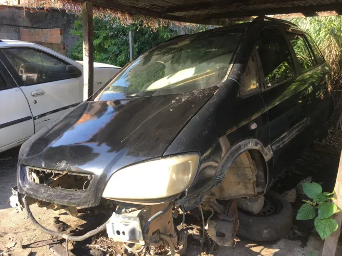 ZAFIRA PEÇAS - Elite 2010/11 sucata