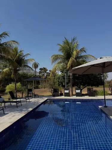 Rancho de Luxo à Venda no Enseada Azul II - Casa com 5 Suítes, Varanda Gourmet, Energia Fo