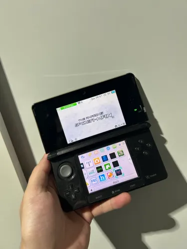 Nintendo 3DS - Cosmo Black - Desbloqueado
