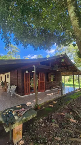 Sitio com praia particular na represa