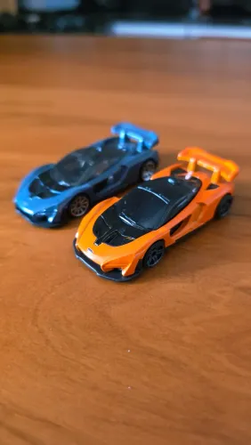Kit 2 Hotwheels Mclaren Senna