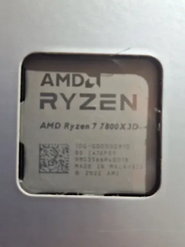 Ryzen 7 7800X3D