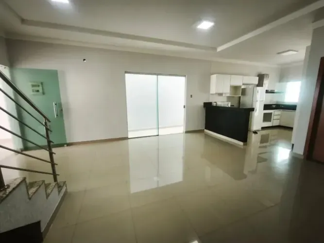 Sobrado com 4 suítes, 239m² - Jardim Atlântico
