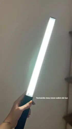 Bastão de LED RGB Q508A com controle remoto e cabo 10W Novo