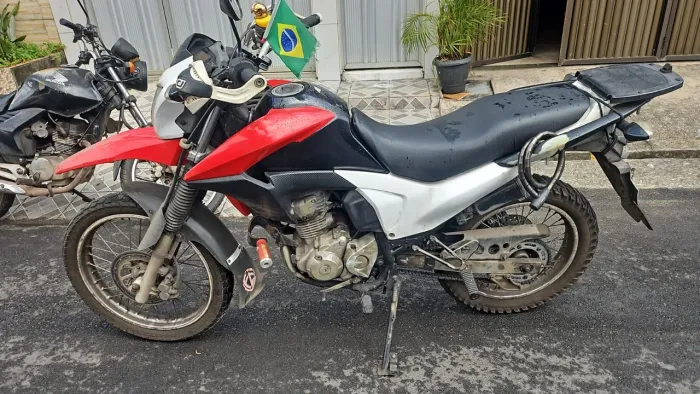MOTO BROS VERMELHA A VENDA