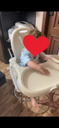 Cadeirinha bebê alimentação