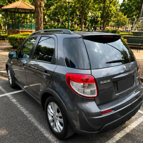 Suzuki SX4 2.0 16V 145cv 4WD 5P Aut. 2014