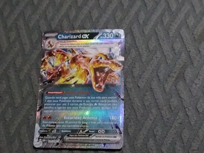 Charizard Pokémon card