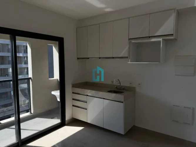 Apartamento à venda na Vila Olímpia, com 1 dormitório, 1 banheiro e 1 vaga de garagem com 