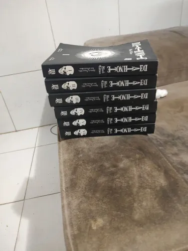 Mangás Death note Black edition usado