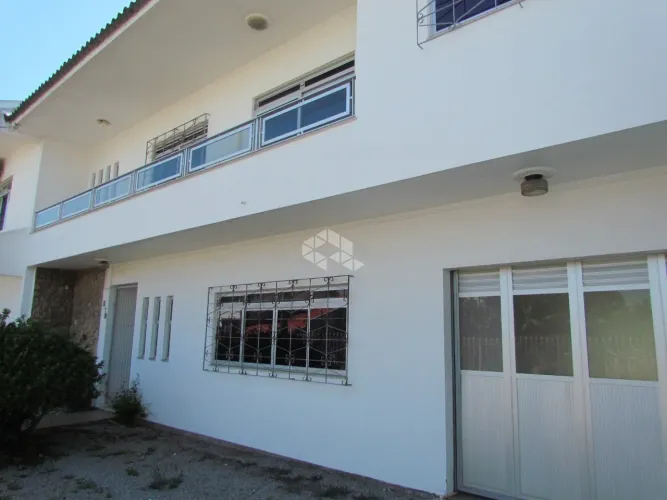 CASA A VENDA NO BAIRRO JARDIM ATLÂNTICO EM FLORIANÓPOLISNO VALOR DE R$996.400,00