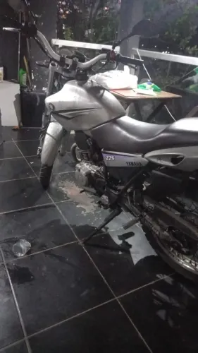 Vendo Moto TDM 225 cilindradas
