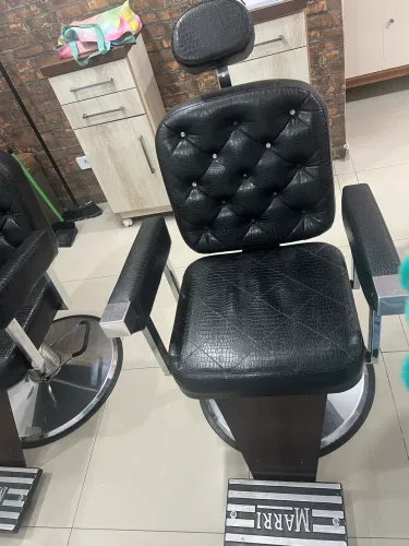 Cadeiras para barbearia Marri (2)