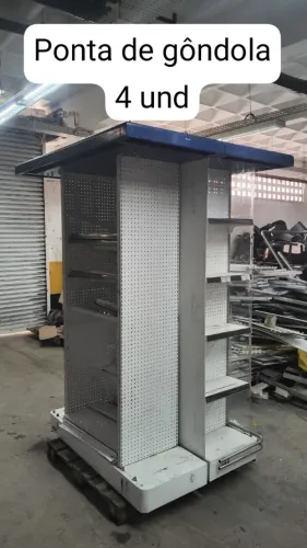 Gondolas de supermercado de vários tipos