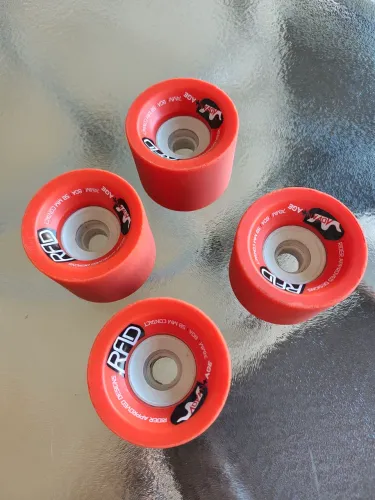 RODAS DE SKATE LONGBOARD RAD 74MM 80A FREERIDE SPEED 