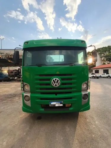 Volkswagem 17-280 CRM 4X2 E Constelation 2p