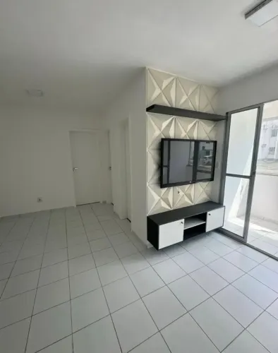 VENDO APTO ESTORIL SOL TÉRREO NASCENTE TURU 50 m² , 02 QTS.