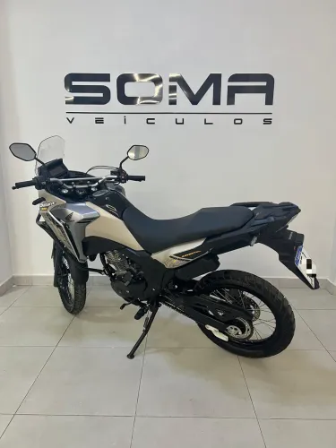 Honda Sahara 300 