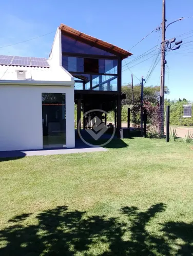 CASA À VENDA NO BAIRRO BOM CLIMA CHAPADA DOS GUIMARÃES/MT codigo: 366612