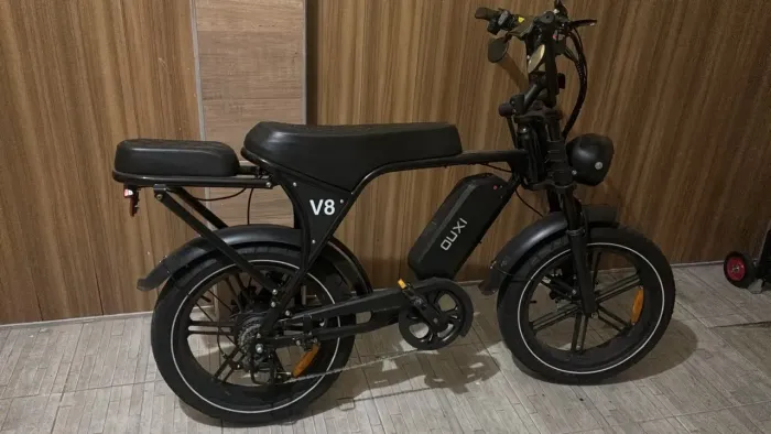 Bicicleta Elétrica V8 Plus Seminova, pouquíssimo uso